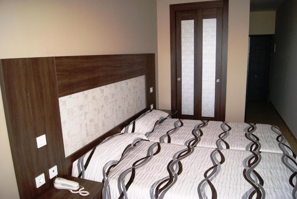 Hotel Dona Luisa San Luis de Sabinillas Room photo