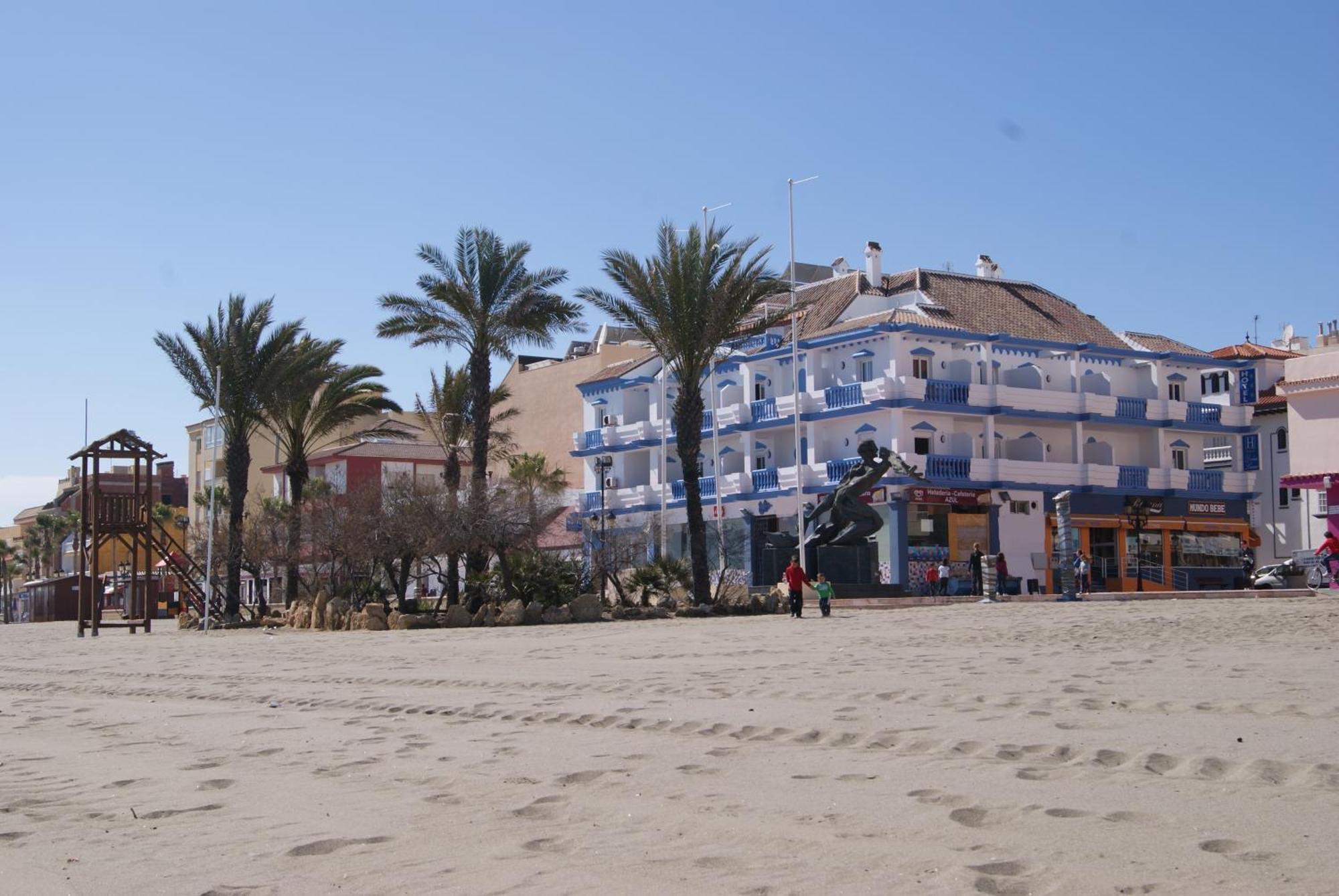 Hotel Dona Luisa San Luis de Sabinillas Exterior photo