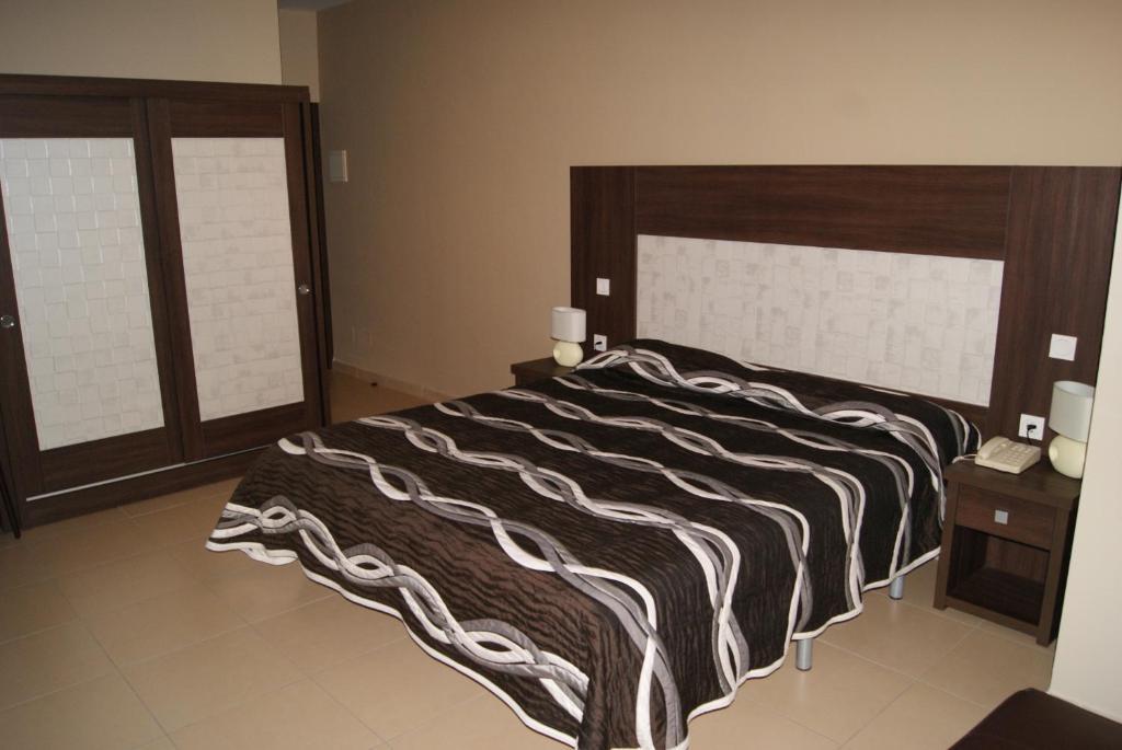 Hotel Dona Luisa San Luis de Sabinillas Room photo