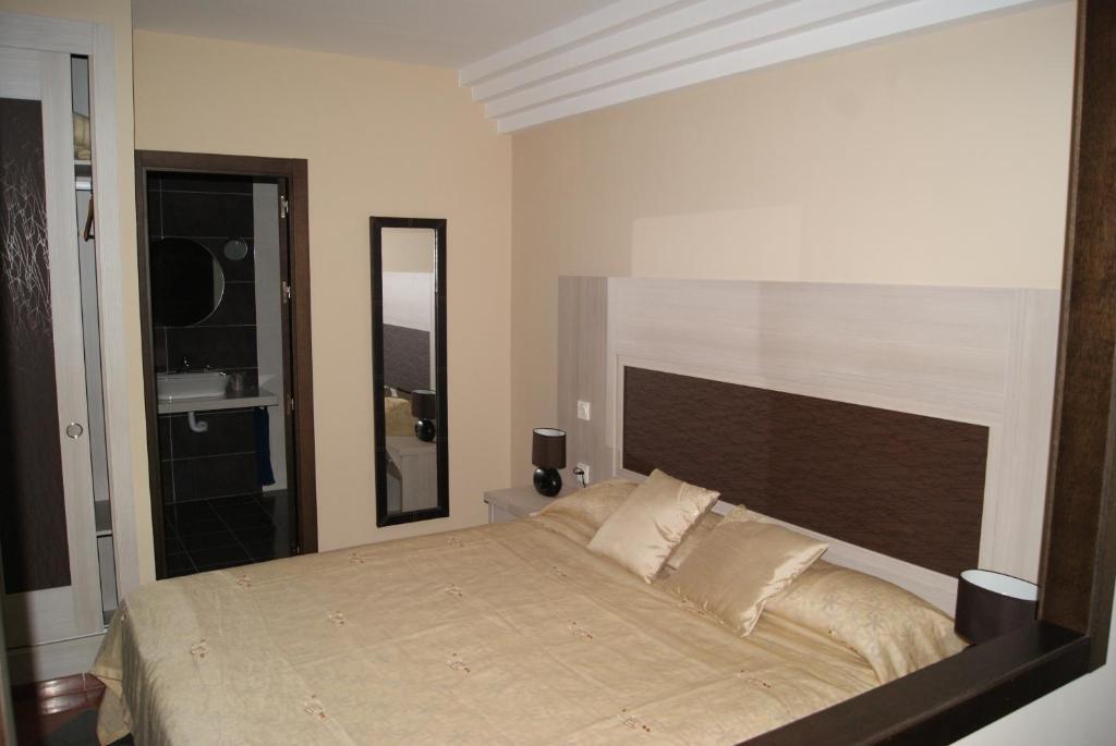 Hotel Dona Luisa San Luis de Sabinillas Room photo